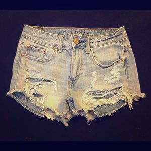 American Eagle High Rise Festival Shorts